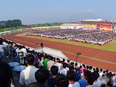 趙國祥代表：重點建設(shè)一批示范性地方師范大學(xué)